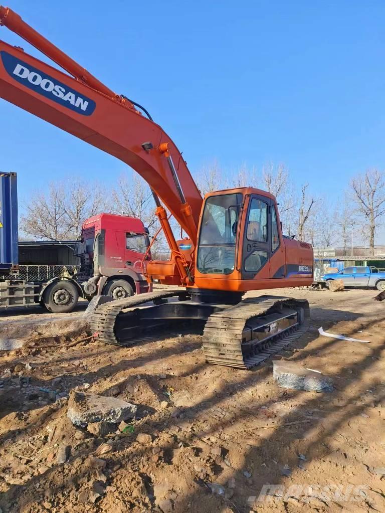 Doosan DH225LC-7 Rupsgraafmachines