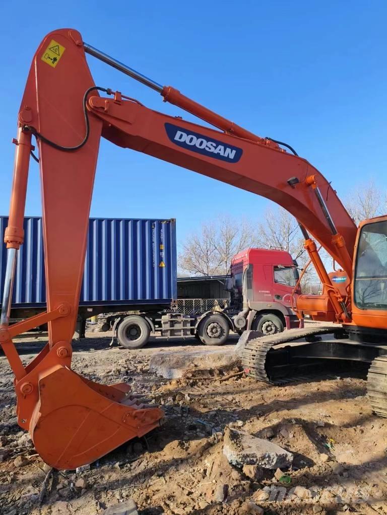 Doosan DH225LC-7 Rupsgraafmachines