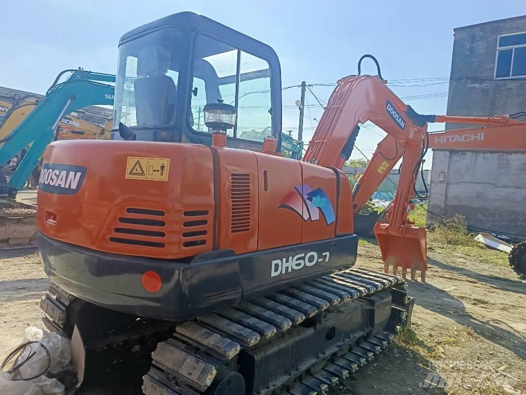 Doosan DH 60-7 Minigraafmachines < 7t