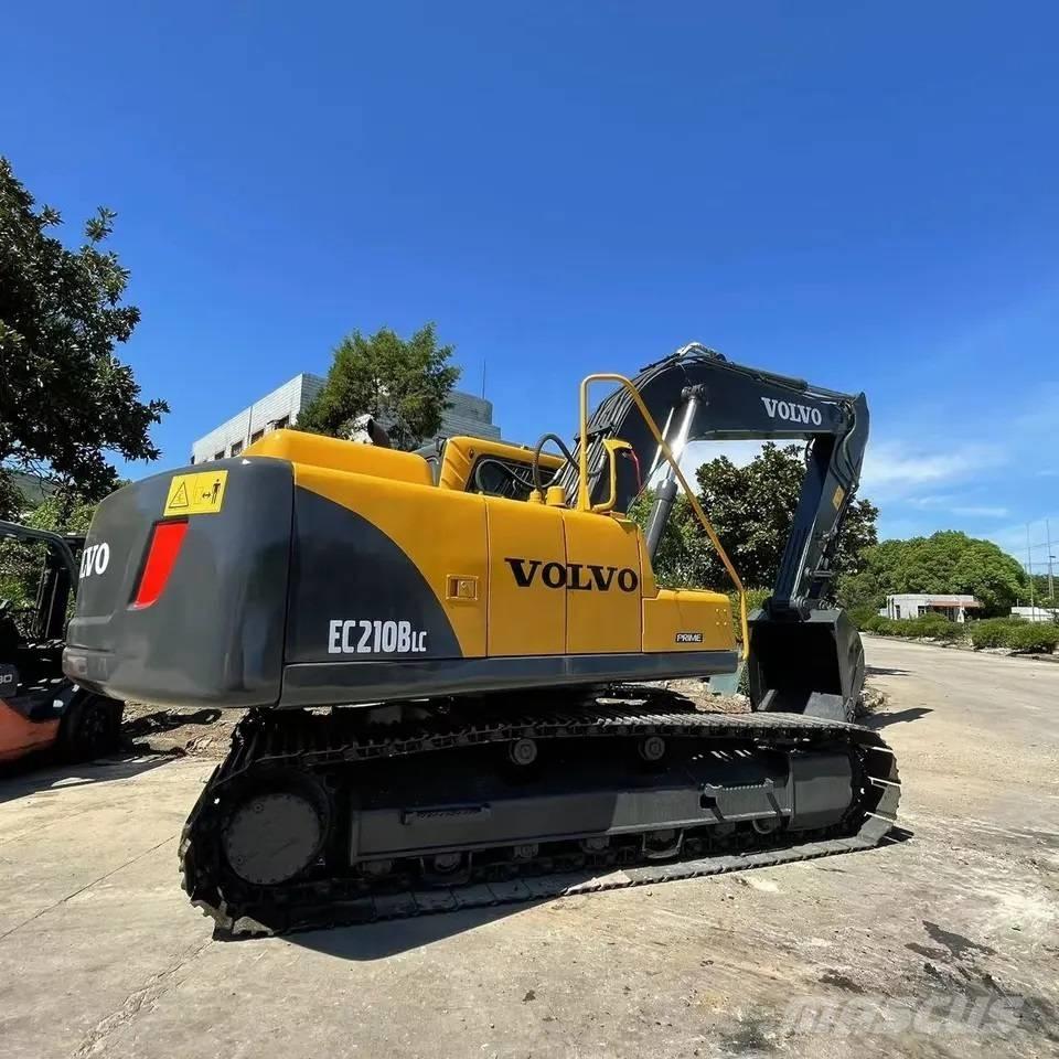 Volvo EC210B Rupsgraafmachines
