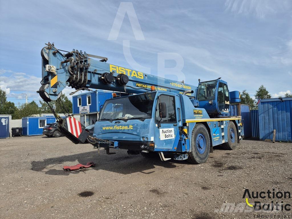 Terex AC 35 L Vlakke laadvloer met kraan