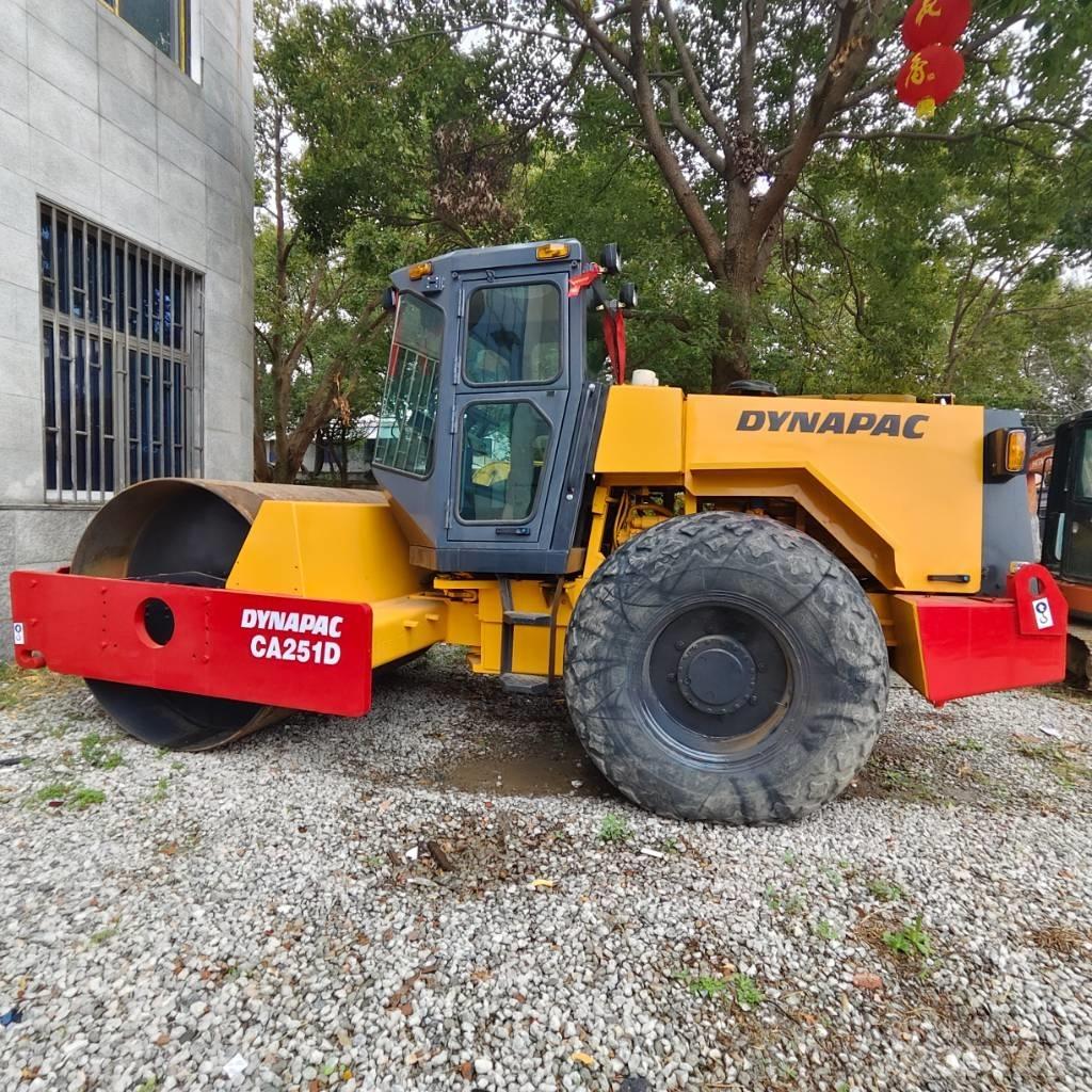 Dynapac CA251D Trilrolwalsen