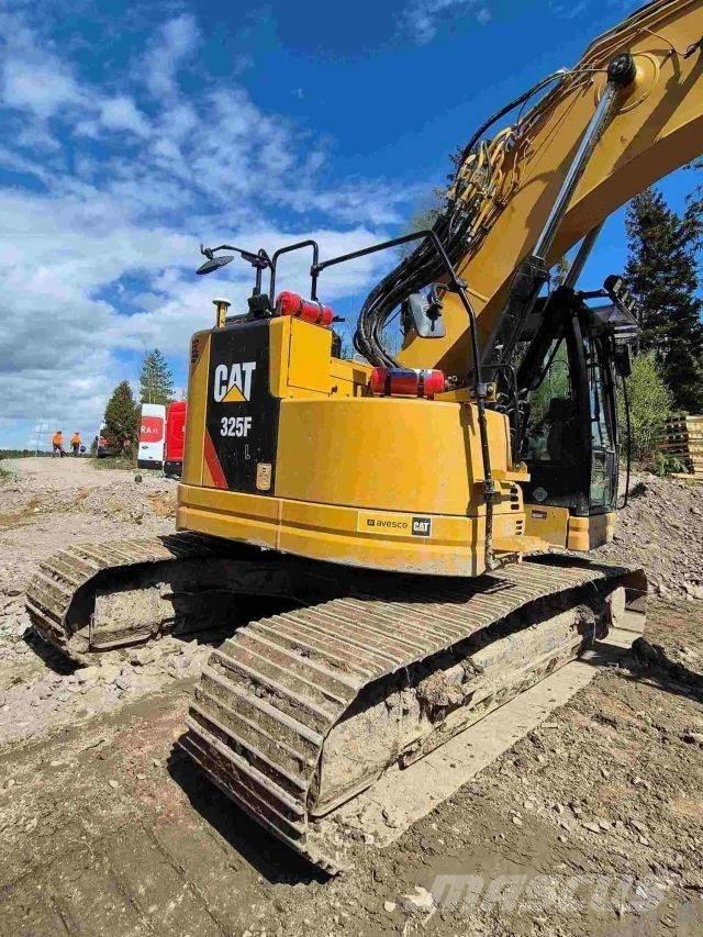 CAT 325FLCR Rupsgraafmachines