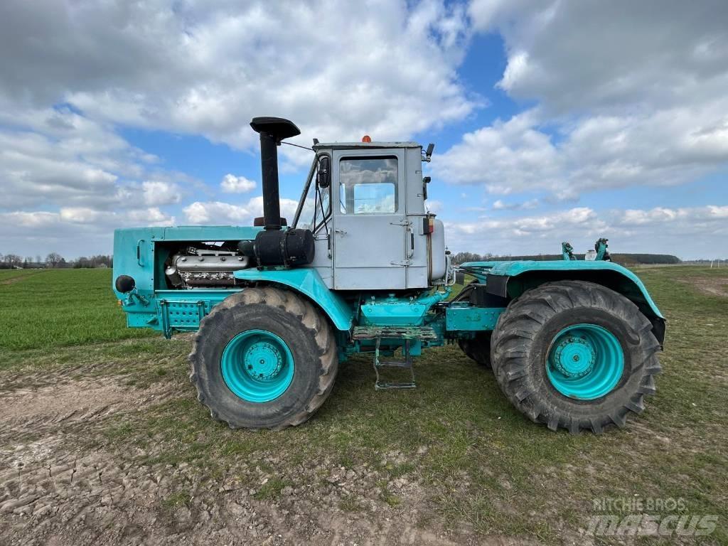 Chtz T150-K Tractoren