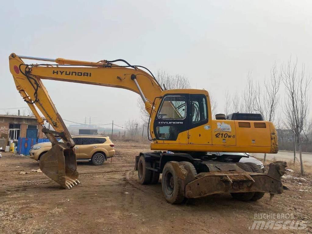 Hyundai R210WD Wielgraafmachines