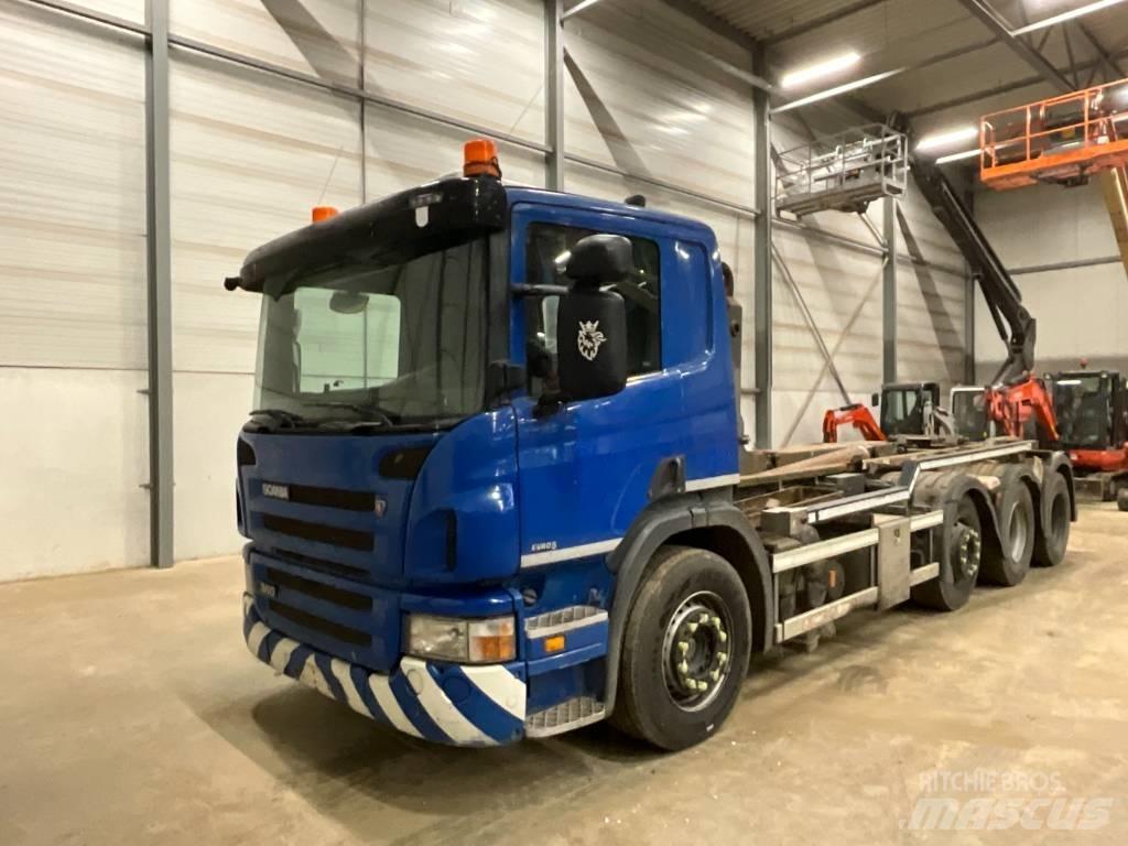 Scania P 360 Vrachtwagen met containersysteem