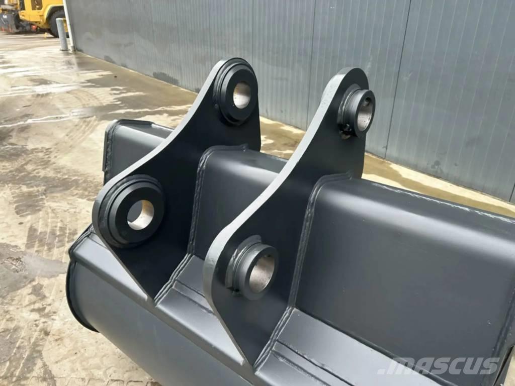 Hitachi ZX220 - 1.40m Bakken