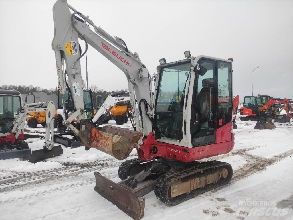 Takeuchi TB 230 Minigraafmachines < 7t