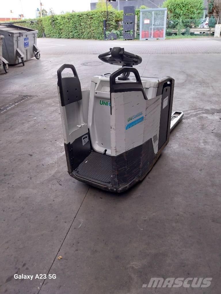 UniCarriers PLR200 Meerij pallettruck met platform