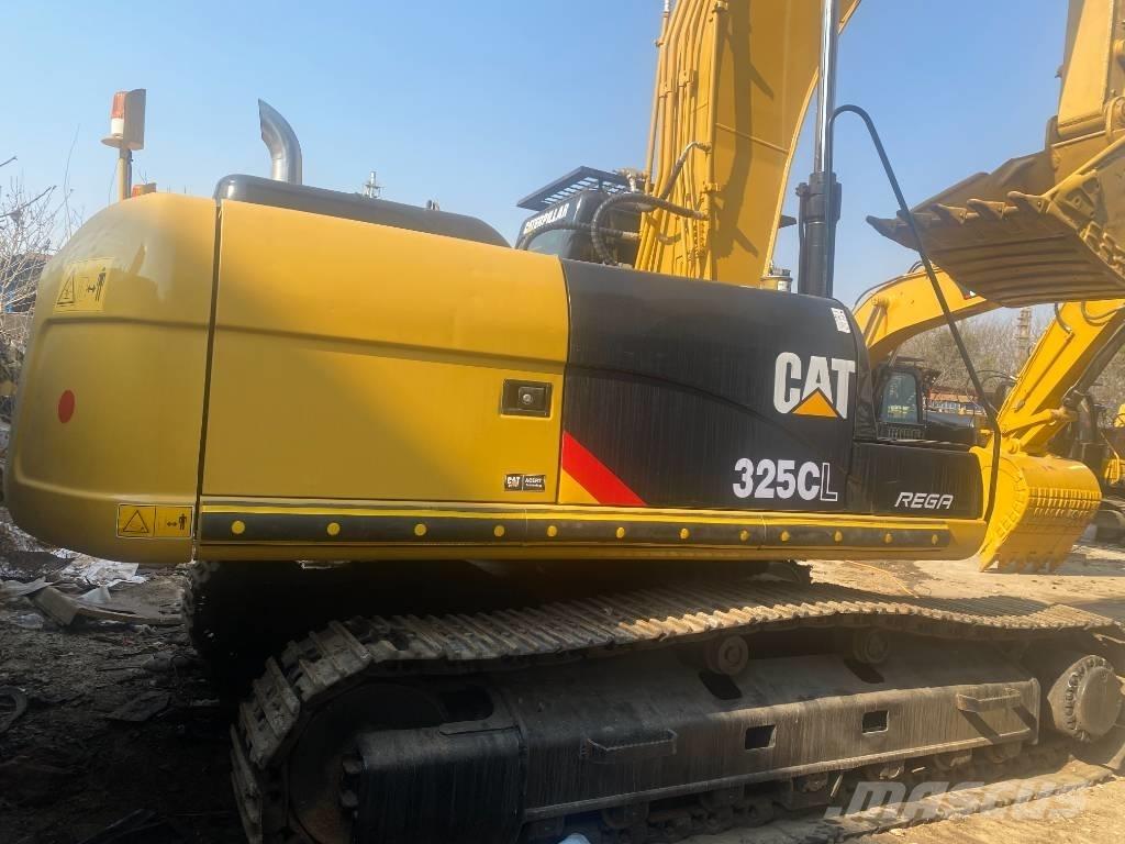 CAT 325 C Rupsgraafmachines