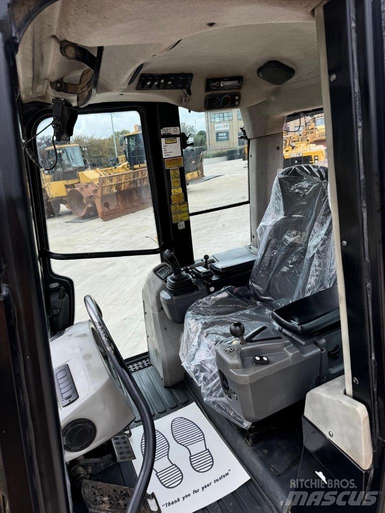 CAT 953D Rupsladers