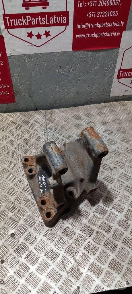 Scania 94 D Chassis en ophanging