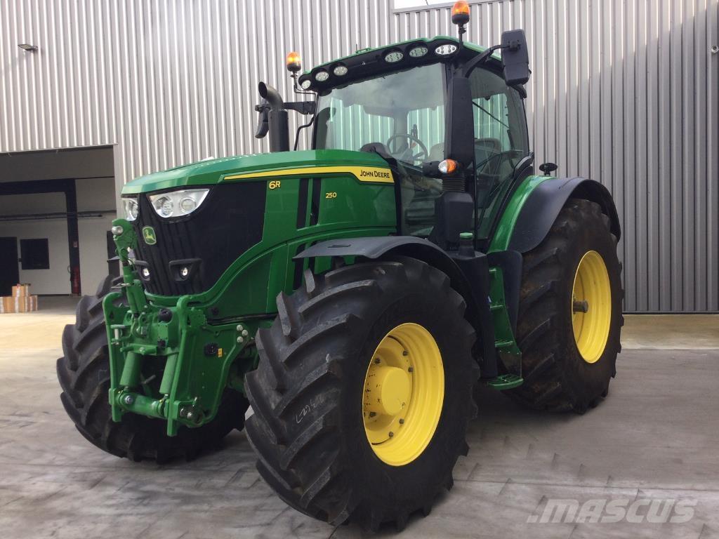 John Deere 6R250 Tractoren