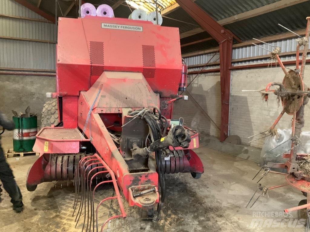 Massey Ferguson 190 Vierkante balenpers