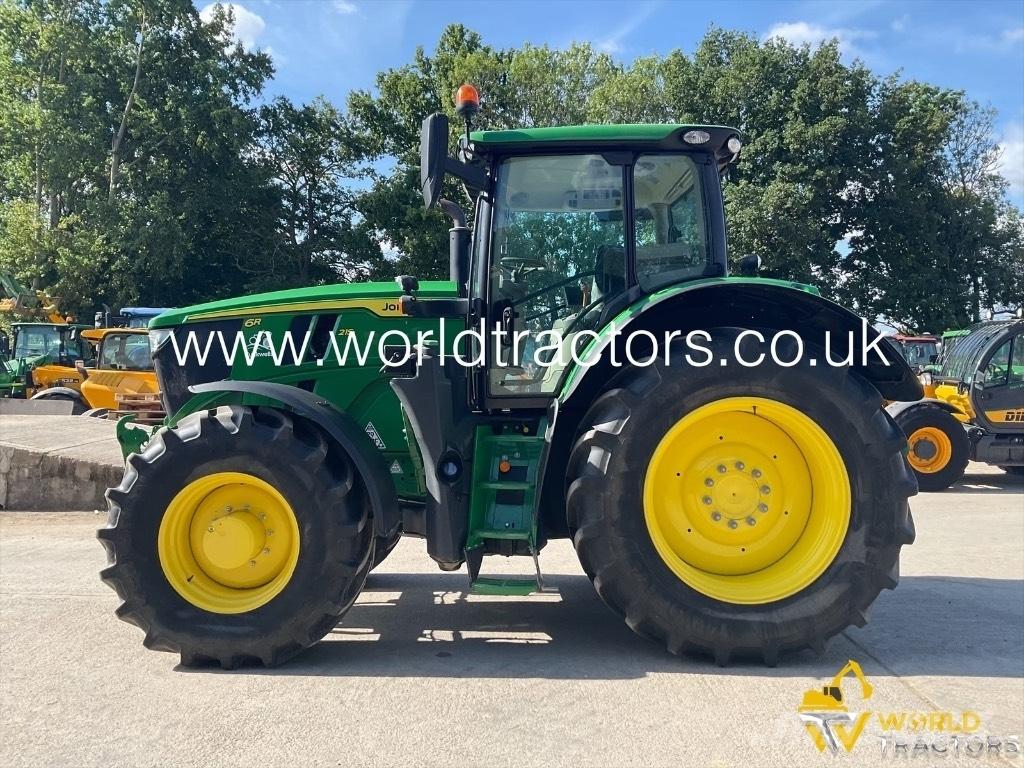 John Deere 6215 R Tractoren