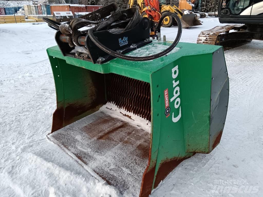 Cobra S3-150L Puinbakken