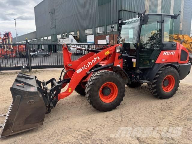 Kubota R 070 Wielladers