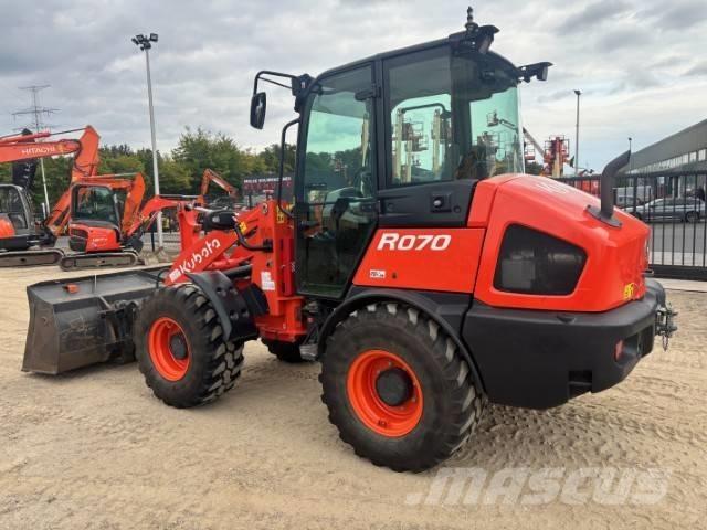 Kubota R 070 Wielladers