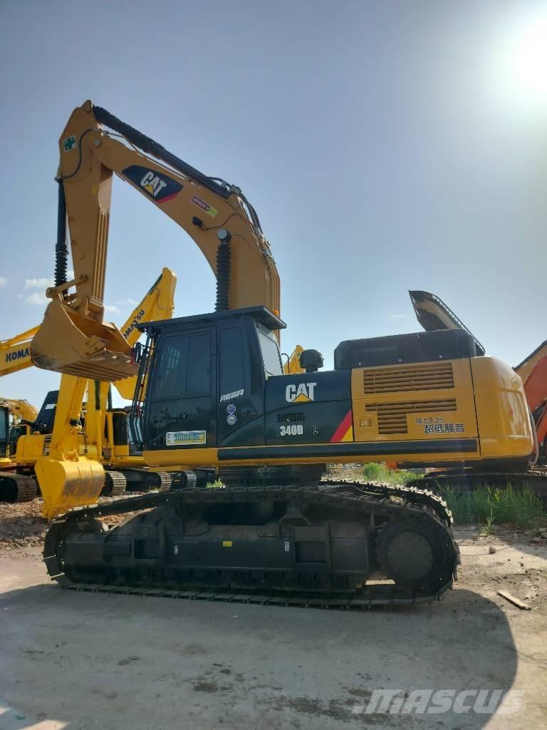 CAT 340 Rupsgraafmachines