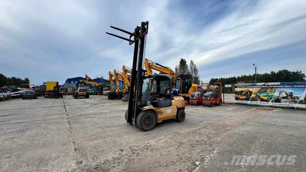 Toyota 02-7 FD 40 LPG heftrucks