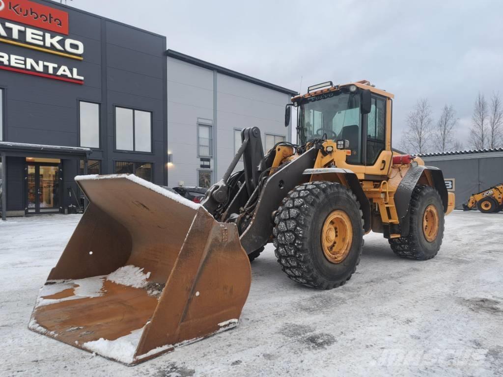 Volvo L 120 F Wielladers