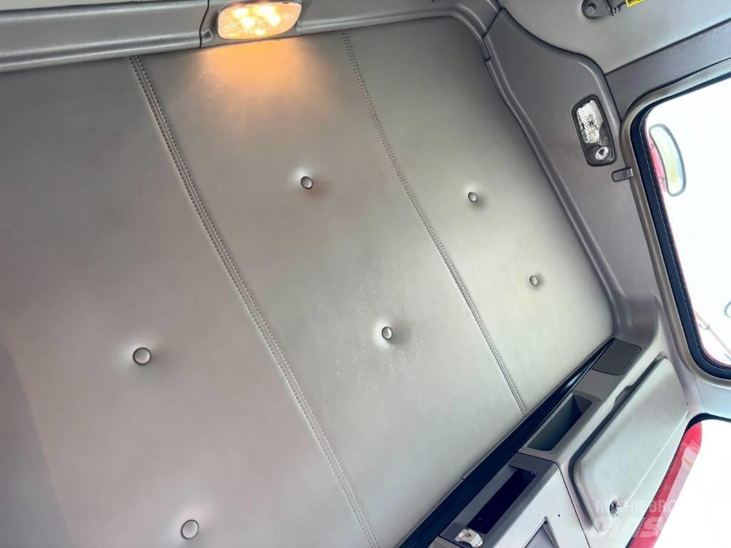 Kenworth T 800 Trekkers
