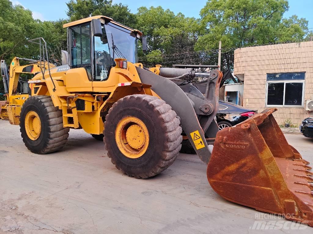 Volvo L 120 Wielladers
