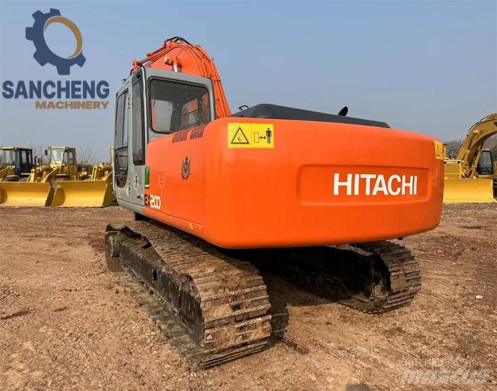 Hitachi EX 200 Rupsgraafmachines