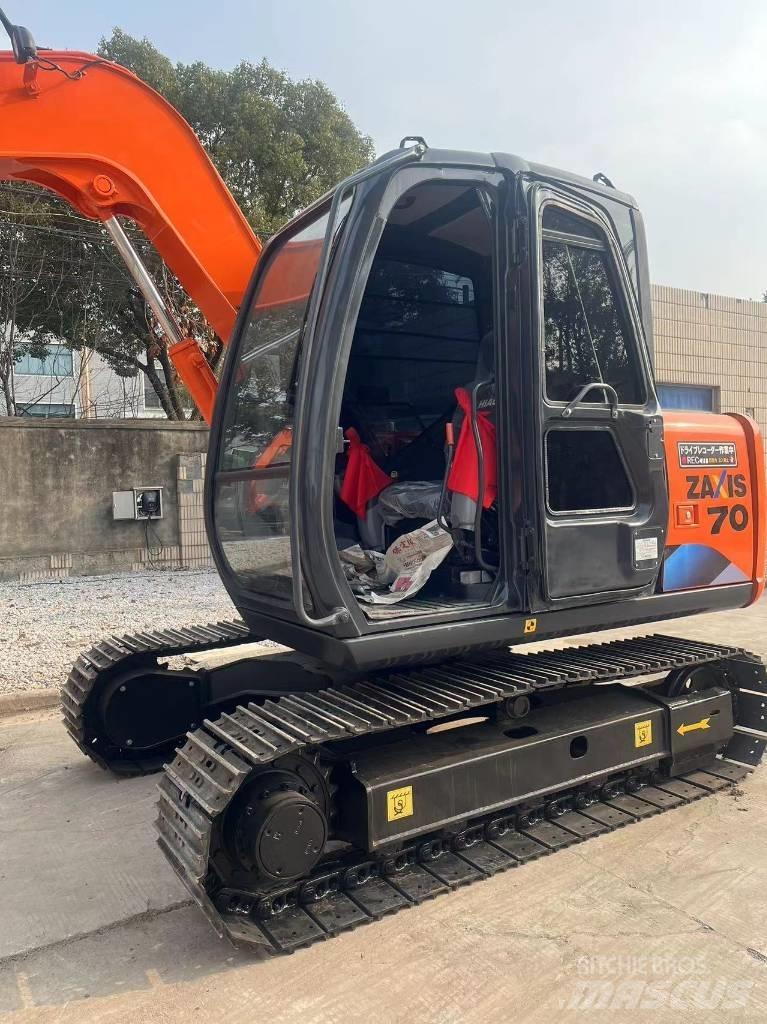 Hitachi ZX70 Rupsgraafmachines
