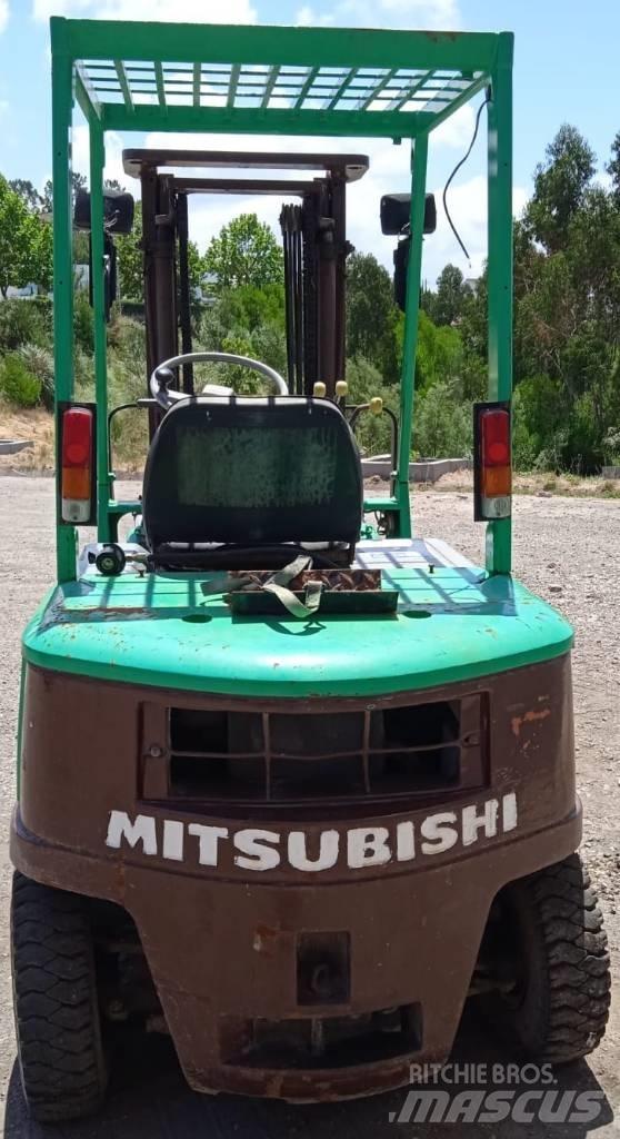 Mitsubishi FG25 LPG heftrucks