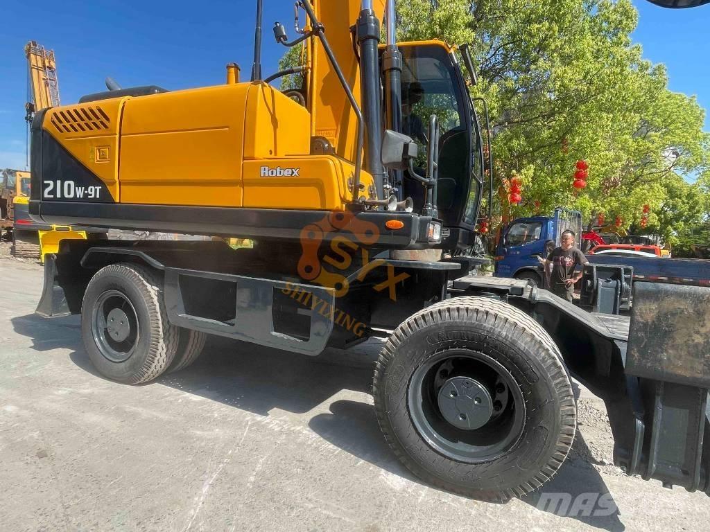 Hyundai R210W-9 Wielgraafmachines