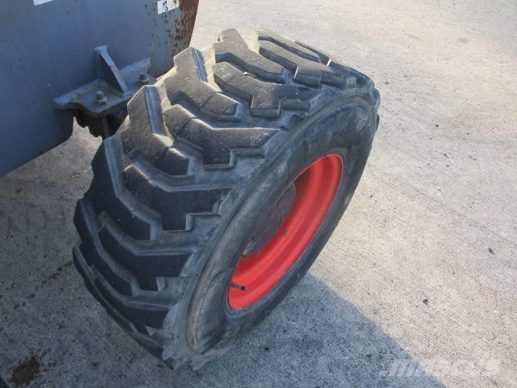 SkyJack SJ 51 AJ (725) Zelfrijdende knikarm hoogwerker