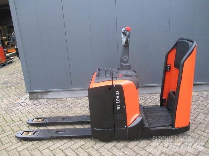 BT LPE 200 Meerij pallettruck met platform