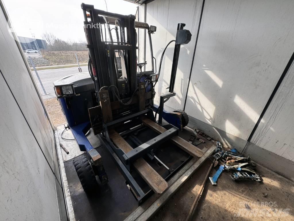 Moffett M4 25.3 NX Diesel heftrucks