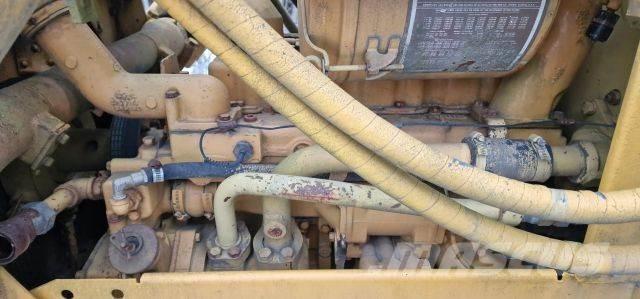 CAT D4E Rupsdozers