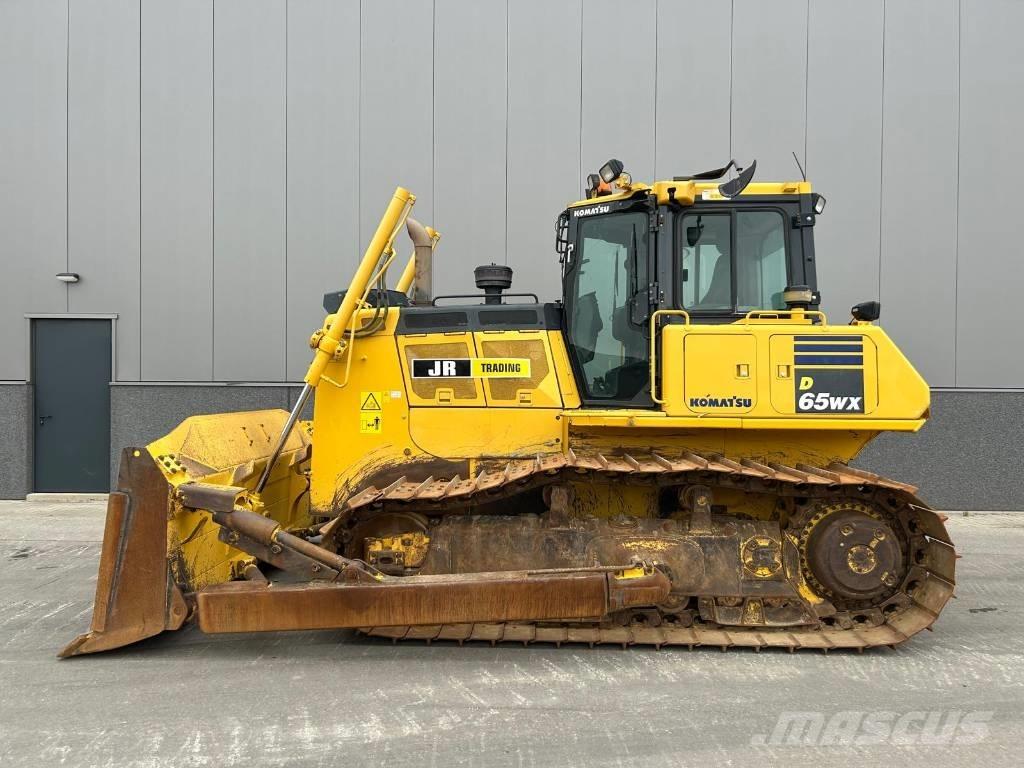 Komatsu D 65 WX-18 Rupsdozers