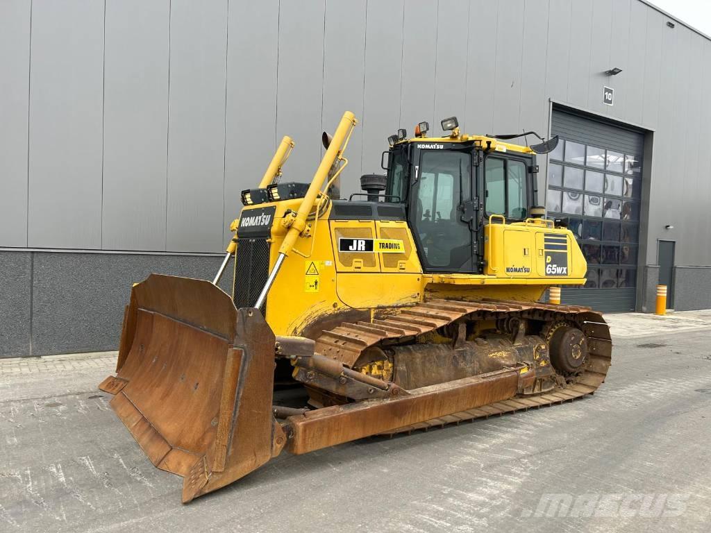 Komatsu D 65 WX-18 Rupsdozers