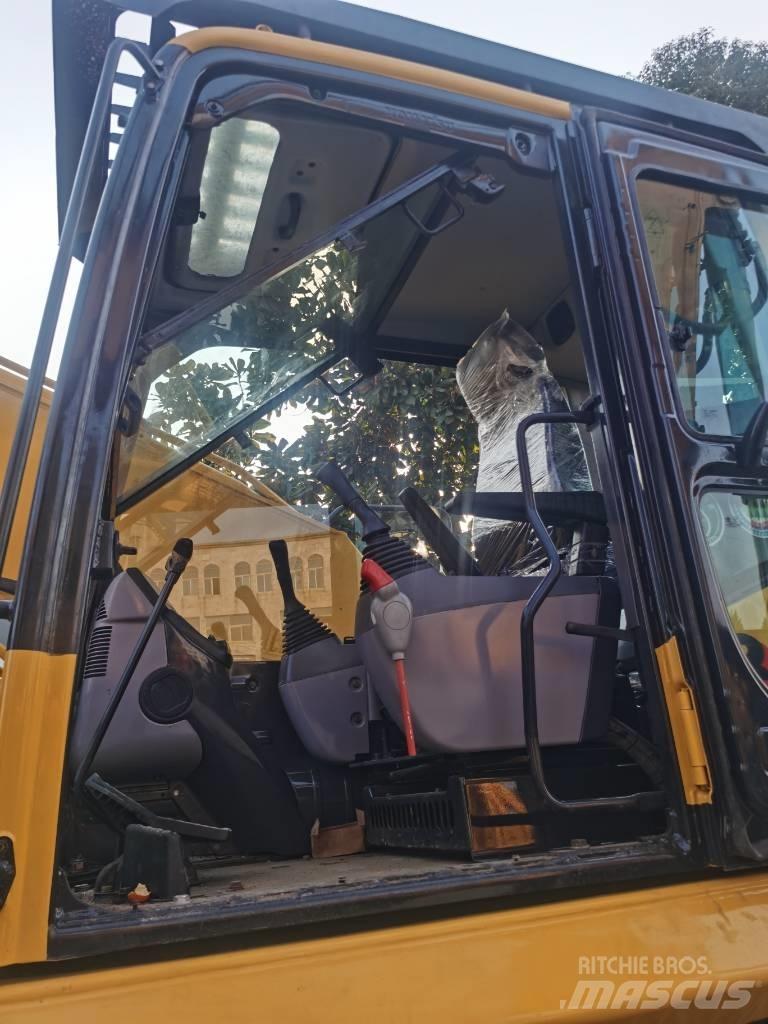 Komatsu PC 210-8 Rupsgraafmachines