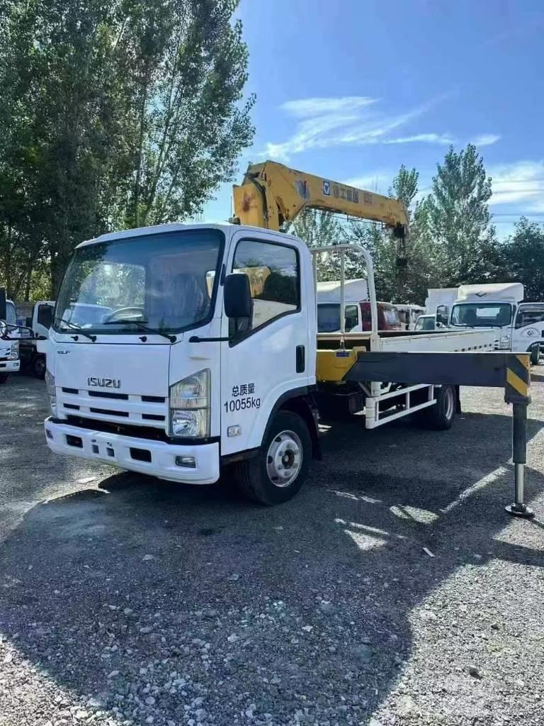 Isuzu ELF 700 Vlakke laadvloer met kraan