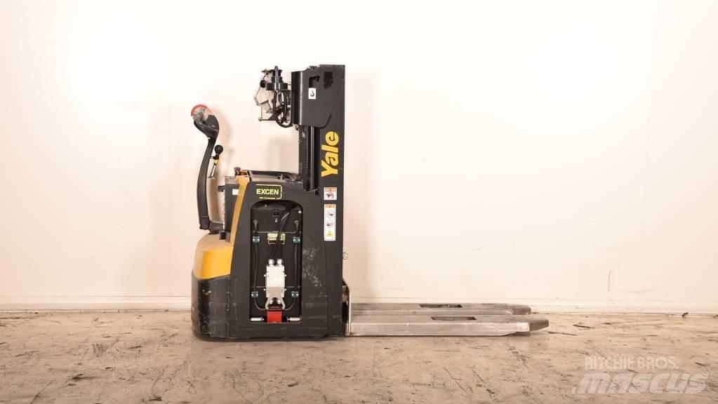 Yale MS20 Stapelaar meeloop