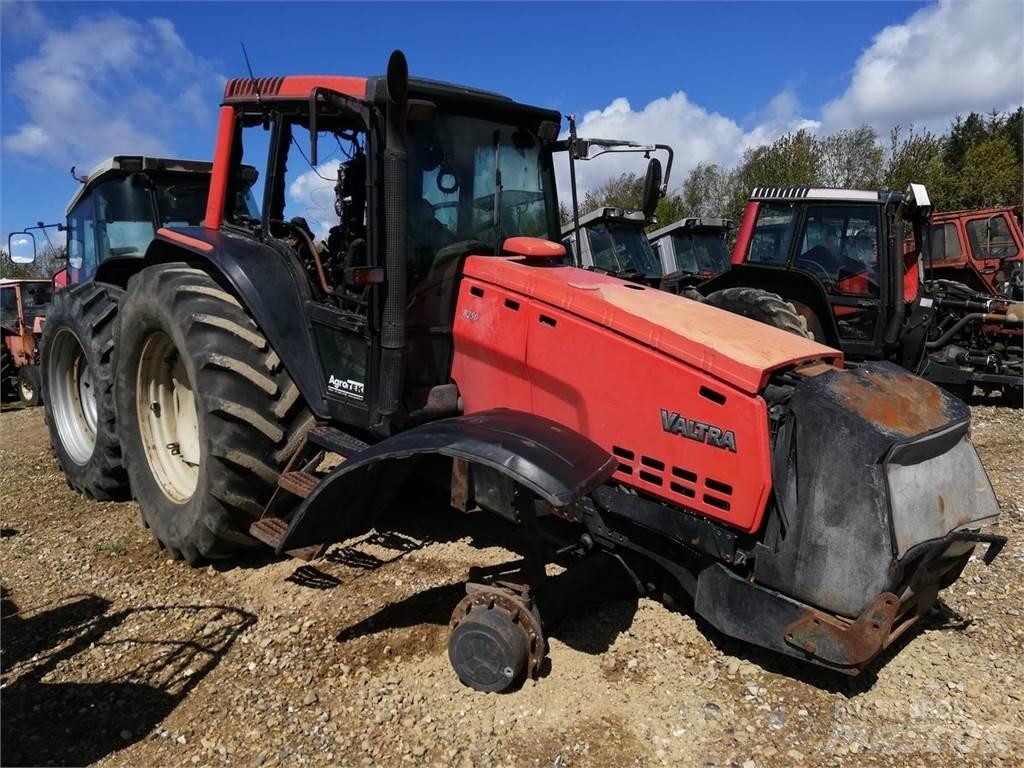 Valtra 8350 Tractoren