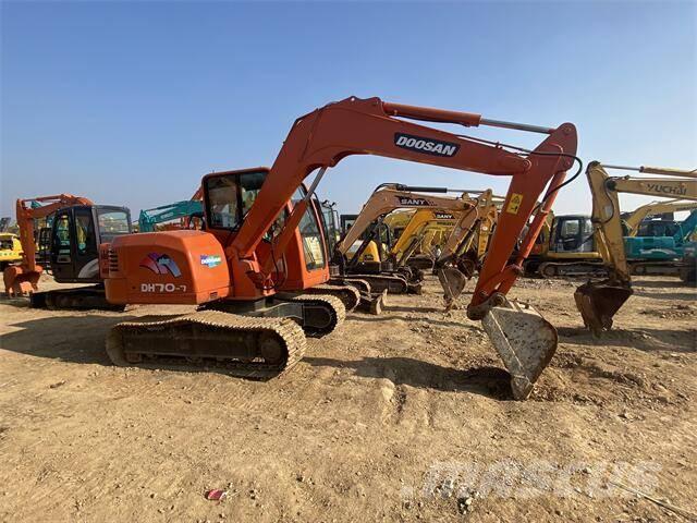 Doosan DH70-7 Rupsgraafmachines