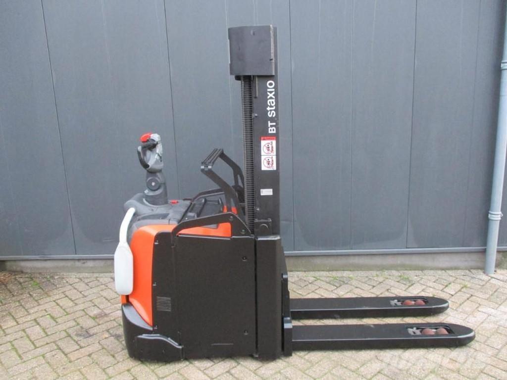 BT SPE 200L Meerij pallettruck met platform