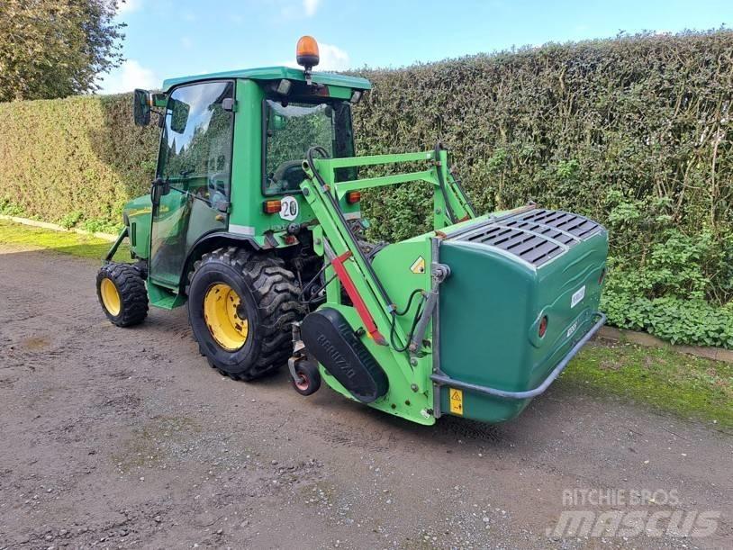John Deere 2520 Compacttrekkers
