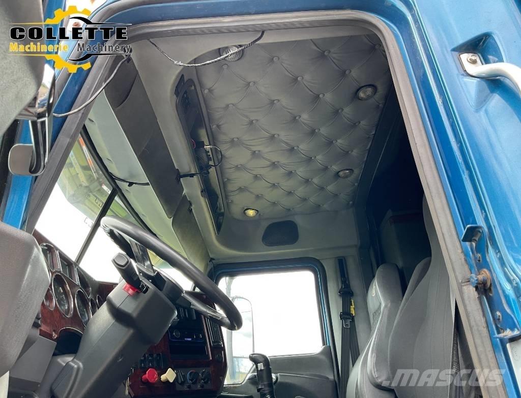 Mack CXU 613 Trekkers