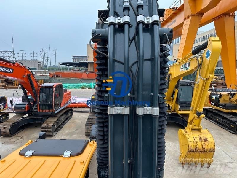 Hyundai R220LC-9S Rupsgraafmachines