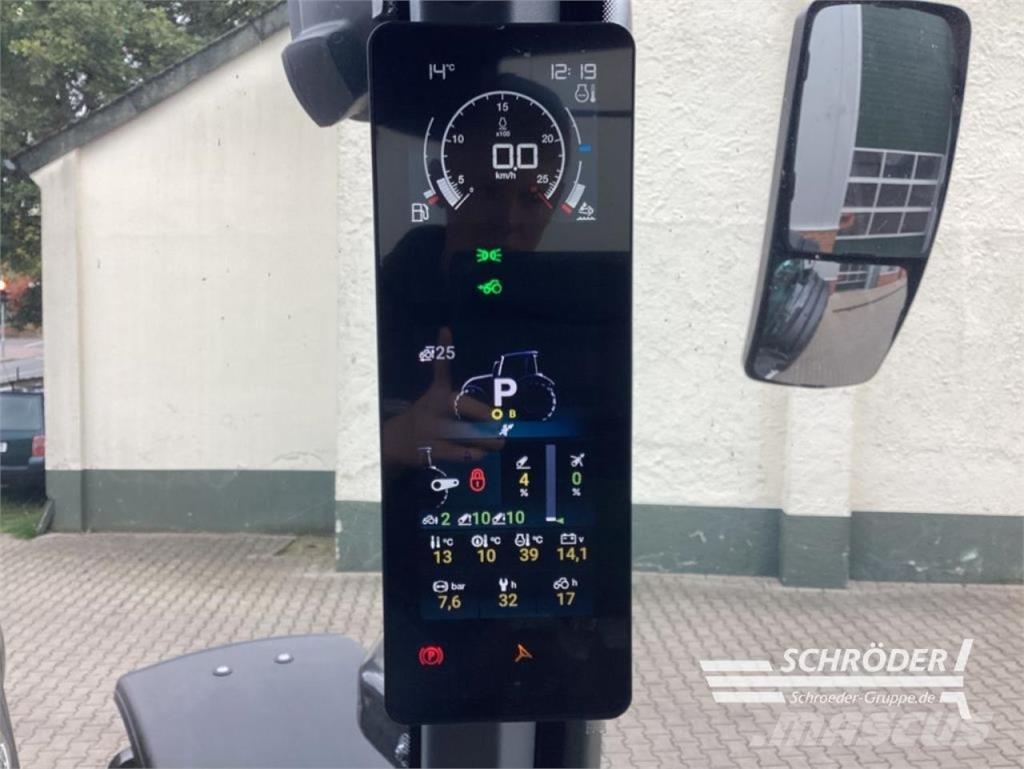 Valtra Q 305 Tractoren