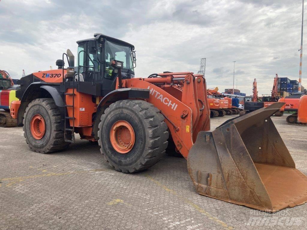 Hitachi ZW370-5B Wielladers