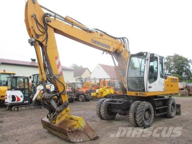 Liebherr A 904 C Wielgraafmachines