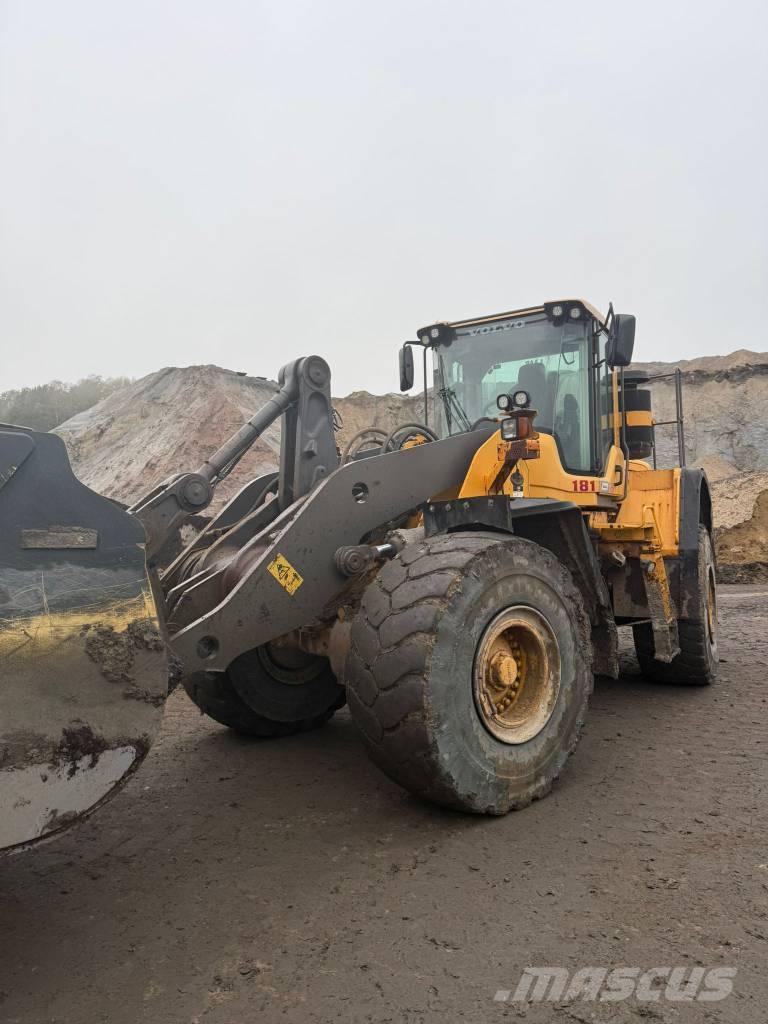 Volvo L180F Wielladers